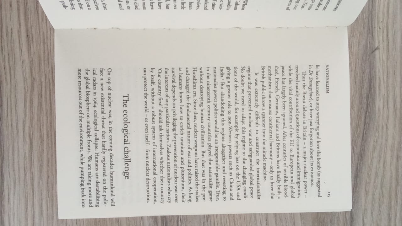 21 Lessons for the 21st Century3