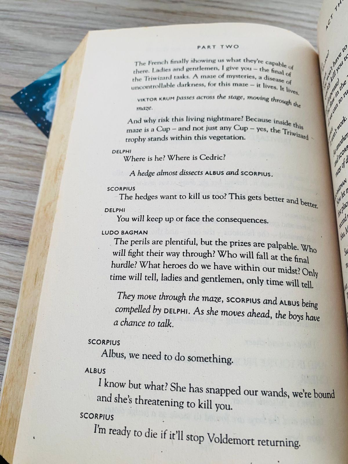 Harry Potter and the Cursed Child (5) Harry Potter and the Cursed Child