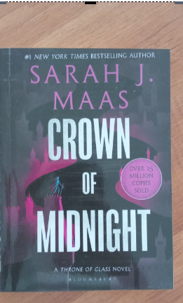 Crown of Midnight by Sarah J. Maas book cover