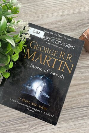A Strom of Swords :Steel and Snow  (GAME OF THRONES) by George R. R. Martin (1284)
