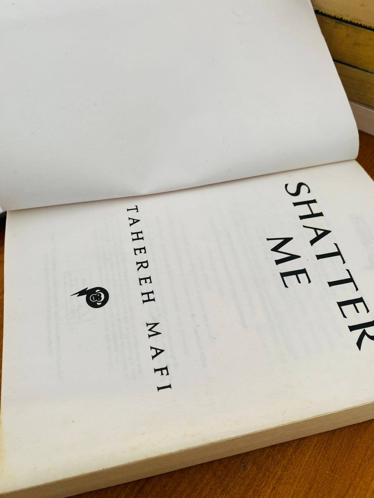 shatter me 2 Shatter Me